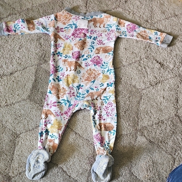 Burt's Bees Baby Multicolor Floral Fox Footie - Picture 2 of 3